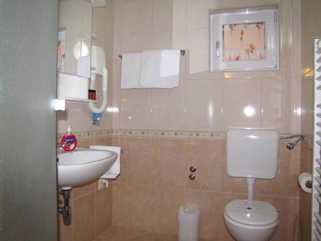 Family Friendly Apartments With A Swimming Pool Nevidjane, Pasman - 18054 Nevidane Exterior photo