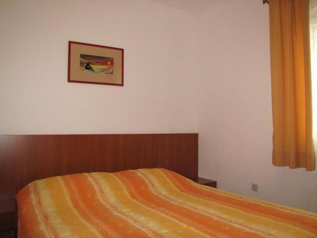 Family Friendly Apartments With A Swimming Pool Nevidjane, Pasman - 18054 Nevidane Exterior photo